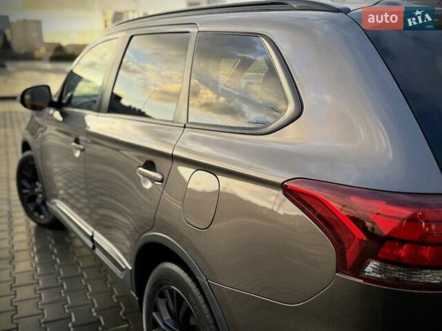 Коричневый Мицубиси Аутлендер, объемом двигателя 2.36 л и пробегом 58 тыс. км за 19500 $, фото 12 на Automoto.ua