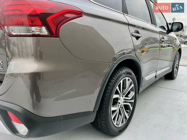 Коричневый Мицубиси Аутлендер, объемом двигателя 2.4 л и пробегом 192 тыс. км за 19500 $, фото 21 на Automoto.ua