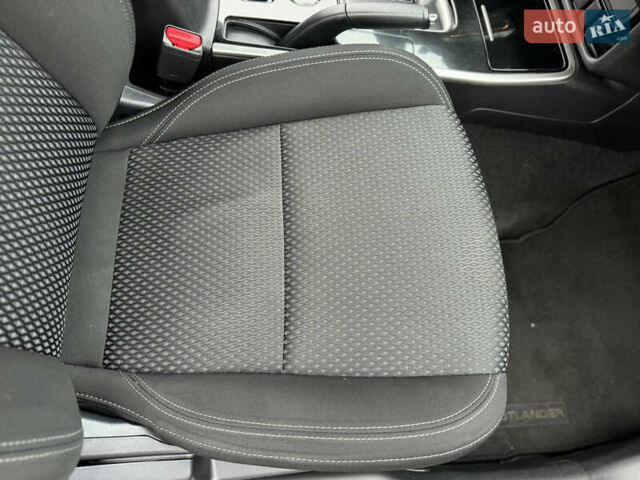 Коричневый Мицубиси Аутлендер, объемом двигателя 2 л и пробегом 154 тыс. км за 14999 $, фото 54 на Automoto.ua