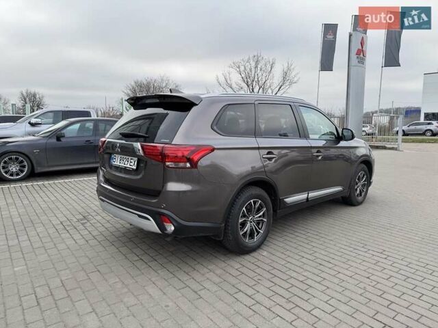 Коричневий Міцубісі Аутлендер, об'ємом двигуна 2.36 л та пробігом 34 тис. км за 23900 $, фото 6 на Automoto.ua