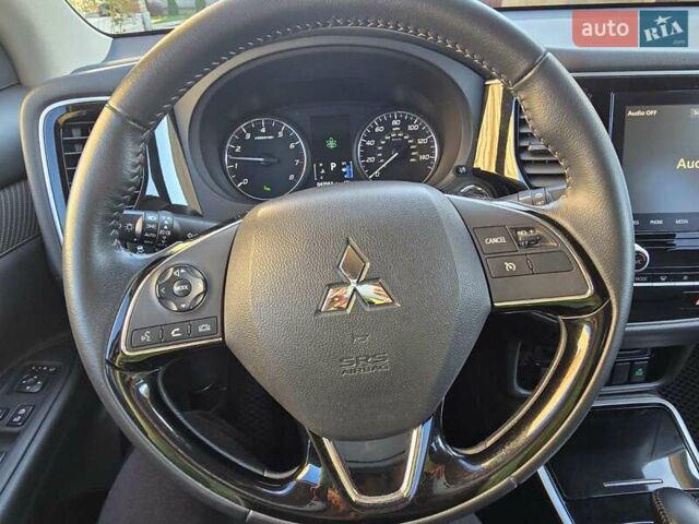 Коричневый Мицубиси Аутлендер, объемом двигателя 2.36 л и пробегом 69 тыс. км за 19700 $, фото 17 на Automoto.ua