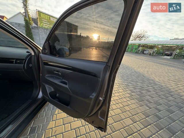 Коричневый Мицубиси Аутлендер, объемом двигателя 2 л и пробегом 45 тыс. км за 22500 $, фото 21 на Automoto.ua