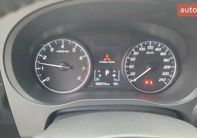 Коричневий Міцубісі Аутлендер, об'ємом двигуна 2 л та пробігом 1 тис. км за 23500 $, фото 21 на Automoto.ua
