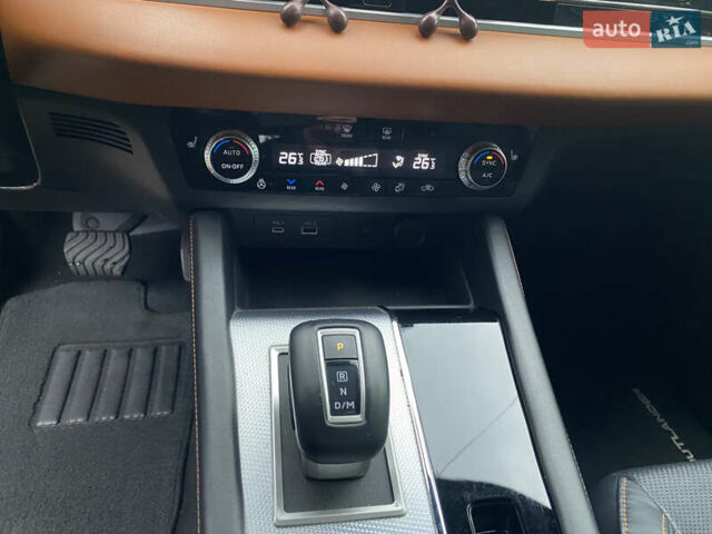 Коричневый Мицубиси Аутлендер, объемом двигателя 2.5 л и пробегом 43 тыс. км за 29500 $, фото 8 на Automoto.ua