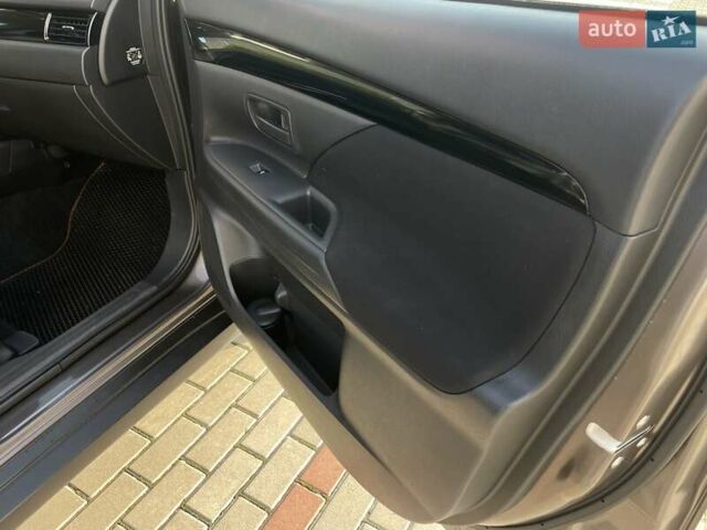 Коричневый Мицубиси Аутлендер, объемом двигателя 2 л и пробегом 65 тыс. км за 19500 $, фото 23 на Automoto.ua