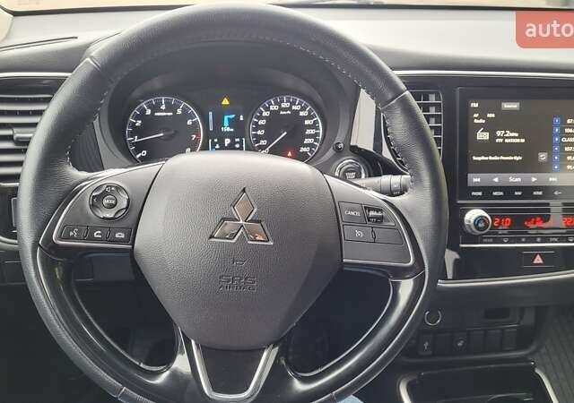 Коричневий Міцубісі Аутлендер, об'ємом двигуна 2 л та пробігом 1 тис. км за 23500 $, фото 36 на Automoto.ua