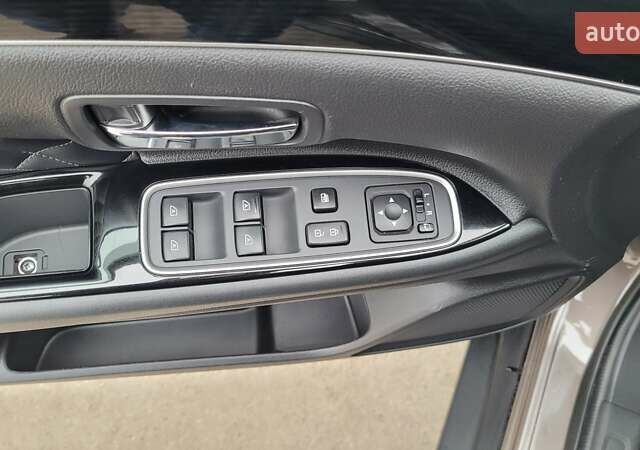 Коричневий Міцубісі Аутлендер, об'ємом двигуна 2 л та пробігом 1 тис. км за 23500 $, фото 18 на Automoto.ua