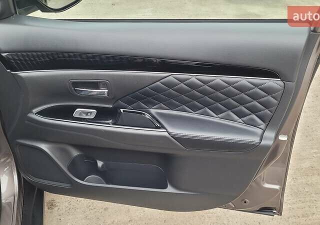 Коричневий Міцубісі Аутлендер, об'ємом двигуна 2 л та пробігом 1 тис. км за 23500 $, фото 7 на Automoto.ua