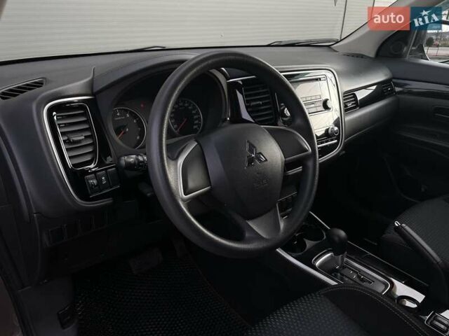 Коричневый Мицубиси Аутлендер, объемом двигателя 2 л и пробегом 65 тыс. км за 19500 $, фото 13 на Automoto.ua