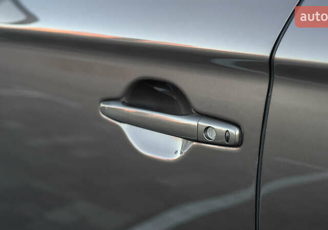 Коричневий Міцубісі Аутлендер, об'ємом двигуна 2.36 л та пробігом 80 тис. км за 24320 $, фото 13 на Automoto.ua