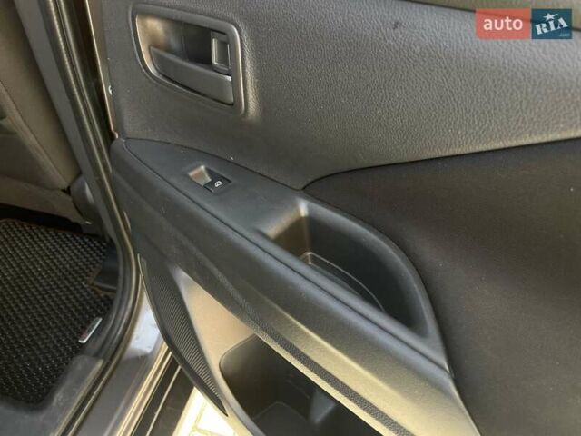 Коричневый Мицубиси Аутлендер, объемом двигателя 2 л и пробегом 65 тыс. км за 19500 $, фото 21 на Automoto.ua