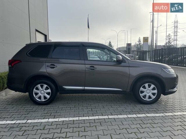 Коричневый Мицубиси Аутлендер, объемом двигателя 2 л и пробегом 65 тыс. км за 19500 $, фото 9 на Automoto.ua