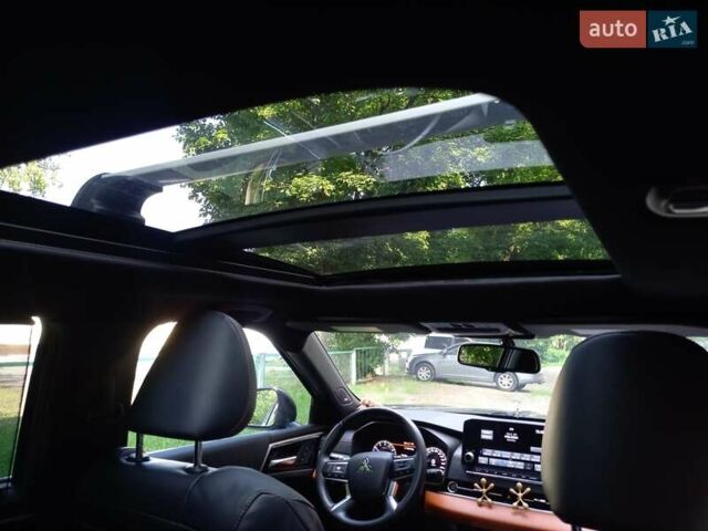 Коричневый Мицубиси Аутлендер, объемом двигателя 2.5 л и пробегом 47 тыс. км за 25000 $, фото 32 на Automoto.ua