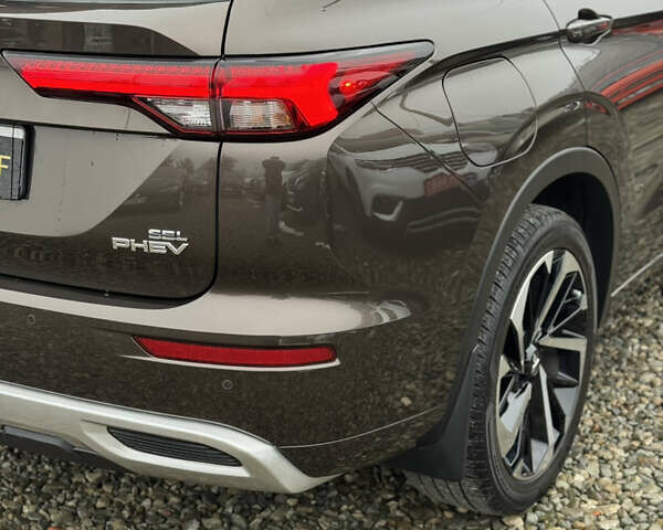 Коричневий Міцубісі Аутлендер, об'ємом двигуна 2.4 л та пробігом 23 тис. км за 38000 $, фото 43 на Automoto.ua