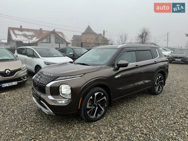 Коричневий Міцубісі Аутлендер, об'ємом двигуна 2.4 л та пробігом 23 тис. км за 38000 $, фото 6 на Automoto.ua