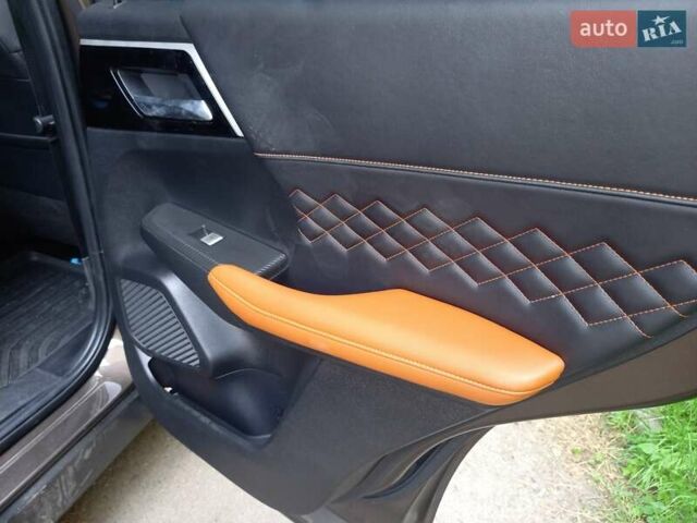 Коричневый Мицубиси Аутлендер, объемом двигателя 2.5 л и пробегом 47 тыс. км за 25000 $, фото 17 на Automoto.ua