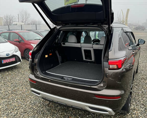 Коричневий Міцубісі Аутлендер, об'ємом двигуна 2.4 л та пробігом 23 тис. км за 38000 $, фото 26 на Automoto.ua