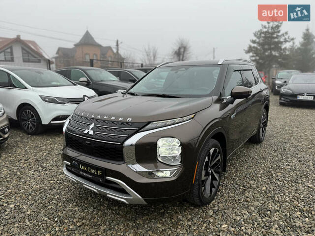 Коричневий Міцубісі Аутлендер, об'ємом двигуна 2.4 л та пробігом 23 тис. км за 38000 $, фото 5 на Automoto.ua