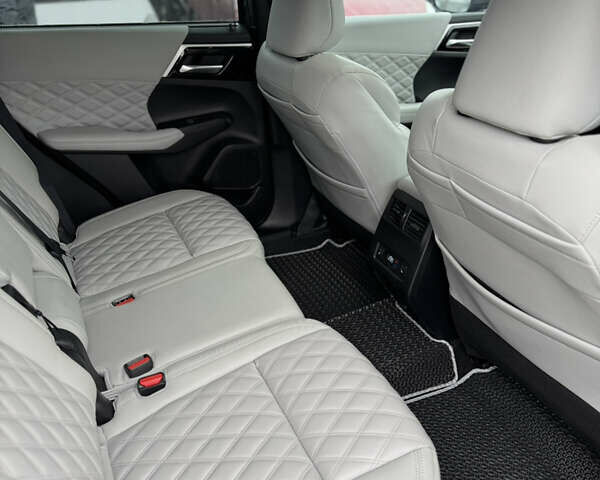 Коричневий Міцубісі Аутлендер, об'ємом двигуна 2.4 л та пробігом 23 тис. км за 38000 $, фото 34 на Automoto.ua