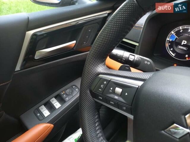 Коричневый Мицубиси Аутлендер, объемом двигателя 2.5 л и пробегом 47 тыс. км за 25000 $, фото 43 на Automoto.ua