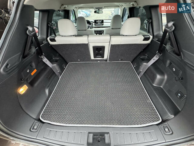 Коричневий Міцубісі Аутлендер, об'ємом двигуна 2.4 л та пробігом 23 тис. км за 38000 $, фото 27 на Automoto.ua