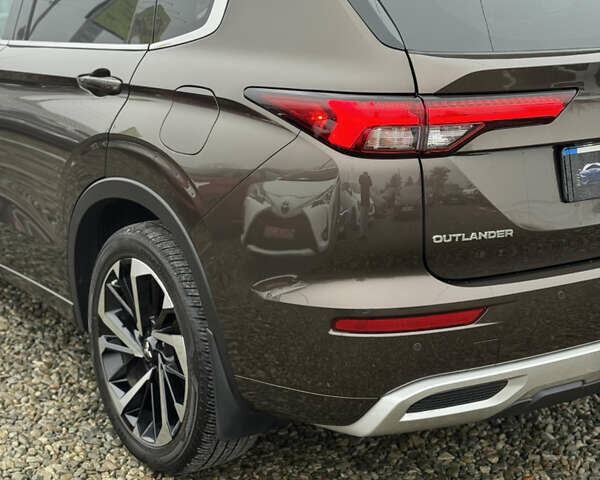 Коричневий Міцубісі Аутлендер, об'ємом двигуна 2.4 л та пробігом 23 тис. км за 38000 $, фото 41 на Automoto.ua