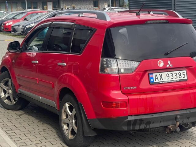 Мицубиси Аутлендер 2007 в Яворове на Automoto.ua Красный Мицубиси Аутлендер, объемом двигателя 2 л и пробегом 300 тыс. км за 4194 $, фото 1 на Automoto.ua