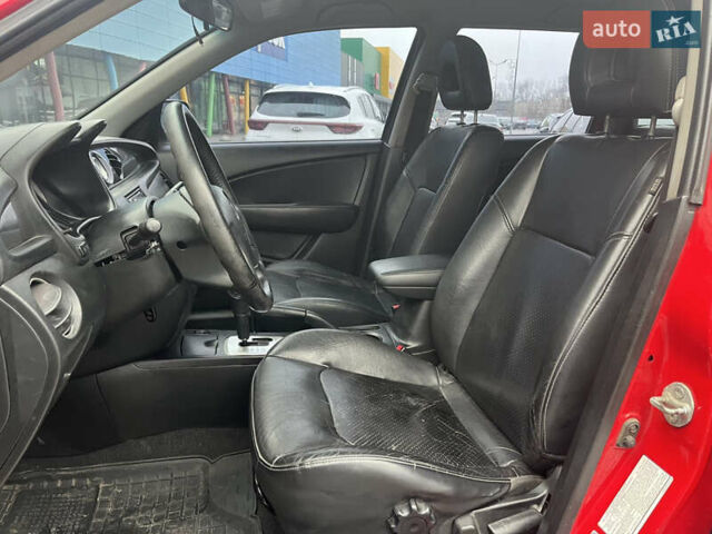 Червоний Міцубісі Аутлендер, об'ємом двигуна 2.4 л та пробігом 308 тис. км за 5990 $, фото 12 на Automoto.ua