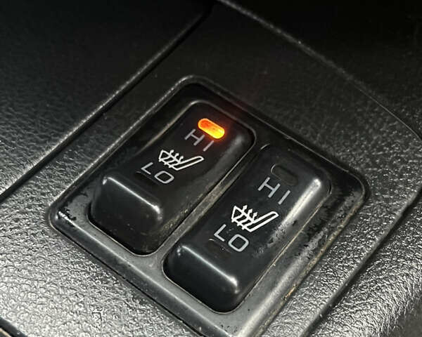 Червоний Міцубісі Аутлендер, об'ємом двигуна 2.4 л та пробігом 308 тис. км за 5990 $, фото 14 на Automoto.ua