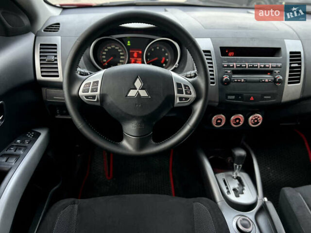 Мицубиси Аутлендер 2008 в Одессе на Automoto.ua Красный Мицубиси Аутлендер, объемом двигателя 2.4 л и пробегом 171 тыс. км за 8900 $, фото 9 на Automoto.ua