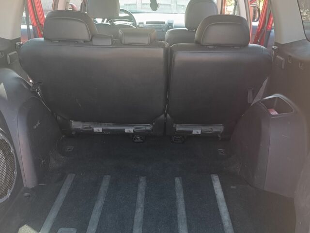 Червоний Міцубісі Аутлендер, об'ємом двигуна 3 л та пробігом 178 тис. км за 9500 $, фото 6 на Automoto.ua