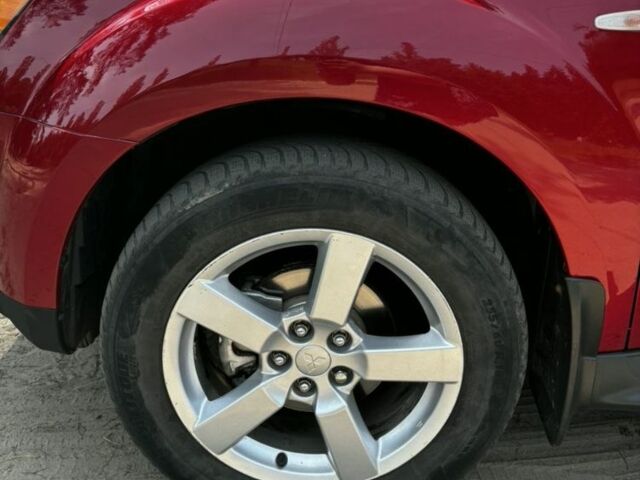 Червоний Міцубісі Аутлендер, об'ємом двигуна 3 л та пробігом 214 тис. км за 9200 $, фото 1 на Automoto.ua