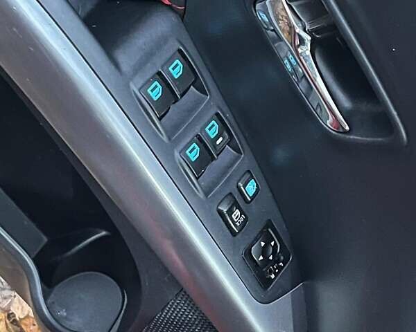 Красный Мицубиси Аутлендер, объемом двигателя 2.4 л и пробегом 251 тыс. км за 8990 $, фото 25 на Automoto.ua