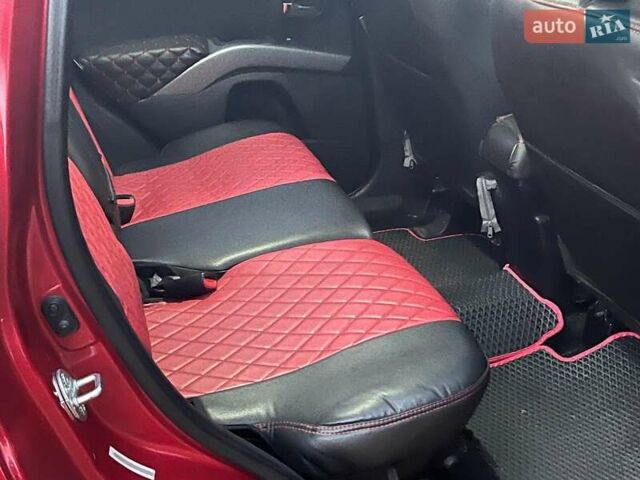 Красный Мицубиси Аутлендер, объемом двигателя 2.4 л и пробегом 251 тыс. км за 8990 $, фото 20 на Automoto.ua