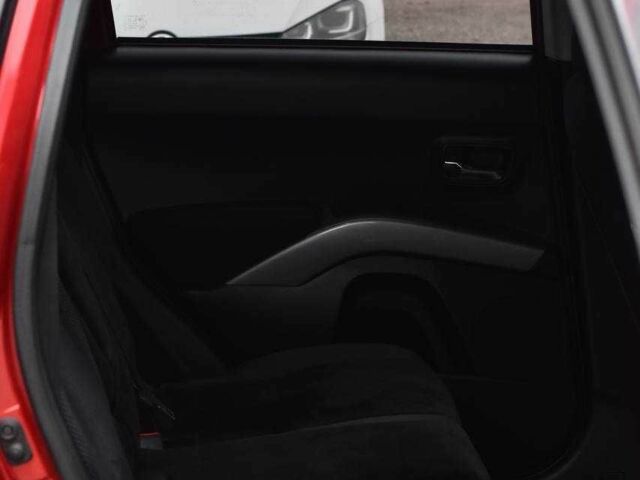 Красный Мицубиси Аутлендер, объемом двигателя 2.4 л и пробегом 204 тыс. км за 9499 $, фото 17 на Automoto.ua