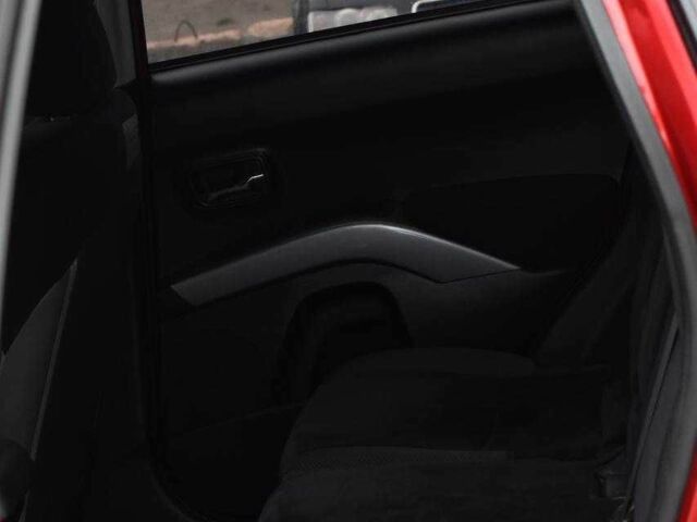 Красный Мицубиси Аутлендер, объемом двигателя 2.4 л и пробегом 204 тыс. км за 9499 $, фото 12 на Automoto.ua