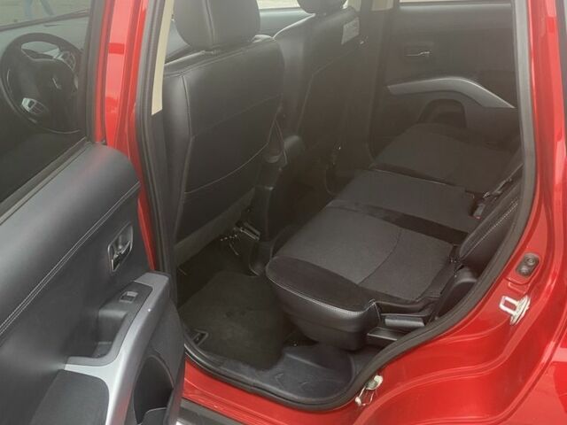 Красный Мицубиси Аутлендер, объемом двигателя 2.4 л и пробегом 210 тыс. км за 11800 $, фото 20 на Automoto.ua