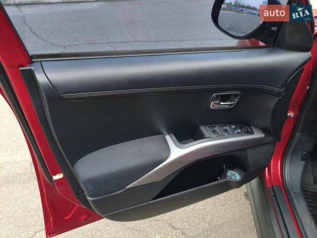 Красный Мицубиси Аутлендер, объемом двигателя 2.36 л и пробегом 93 тыс. км за 11499 $, фото 17 на Automoto.ua