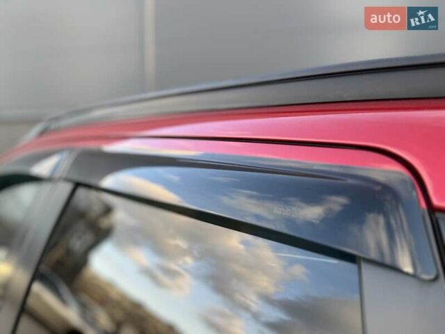 Червоний Міцубісі Аутлендер, об'ємом двигуна 2 л та пробігом 96 тис. км за 10950 $, фото 47 на Automoto.ua