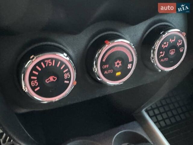 Червоний Міцубісі Аутлендер, об'ємом двигуна 2 л та пробігом 96 тис. км за 10950 $, фото 17 на Automoto.ua