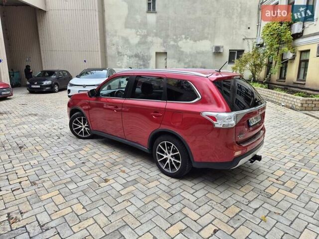 Червоний Міцубісі Аутлендер, об'ємом двигуна 3 л та пробігом 119 тис. км за 14000 $, фото 8 на Automoto.ua