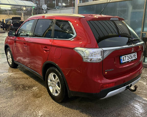 Червоний Міцубісі Аутлендер, об'ємом двигуна 2.27 л та пробігом 238 тис. км за 15800 $, фото 1 на Automoto.ua