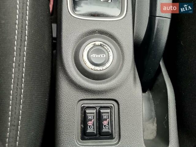 Красный Мицубиси Аутлендер, объемом двигателя 2.36 л и пробегом 172 тыс. км за 12300 $, фото 18 на Automoto.ua