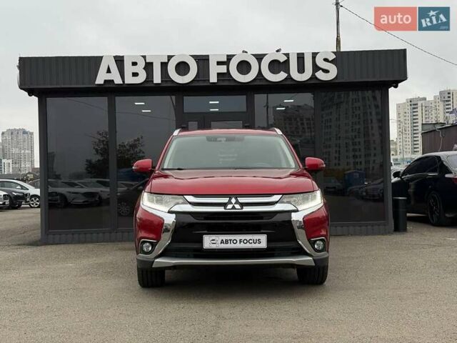 Міцубісі Аутлендер 2016 у Києві на Automoto.ua Червоний Міцубісі Аутлендер, об'ємом двигуна 2.36 л та пробігом 130 тис. км за 17490 $, фото 2 на Automoto.ua