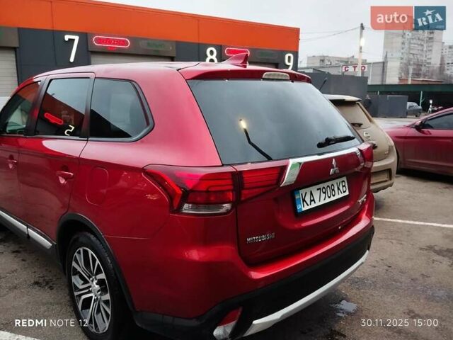 Красный Мицубиси Аутлендер, объемом двигателя 2.36 л и пробегом 118 тыс. км за 14000 $, фото 14 на Automoto.ua