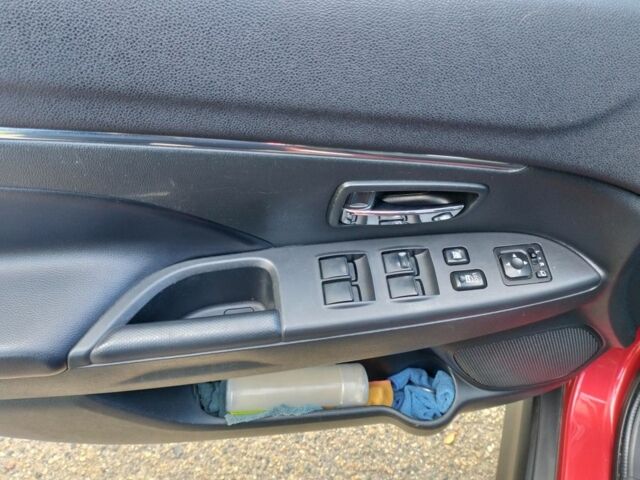 Красный Мицубиси Аутлендер, объемом двигателя 2.4 л и пробегом 185 тыс. км за 12200 $, фото 12 на Automoto.ua