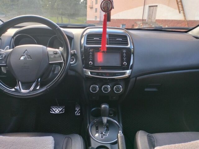 Красный Мицубиси Аутлендер, объемом двигателя 2.4 л и пробегом 185 тыс. км за 12200 $, фото 16 на Automoto.ua