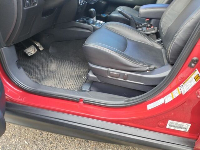 Красный Мицубиси Аутлендер, объемом двигателя 2.4 л и пробегом 185 тыс. км за 12200 $, фото 11 на Automoto.ua