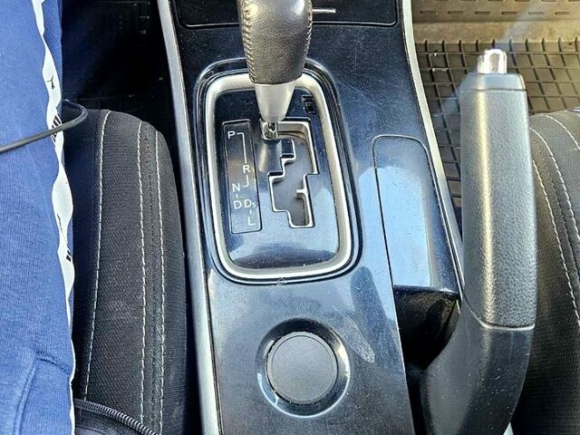 Красный Мицубиси Аутлендер, объемом двигателя 2.4 л и пробегом 174 тыс. км за 14300 $, фото 10 на Automoto.ua