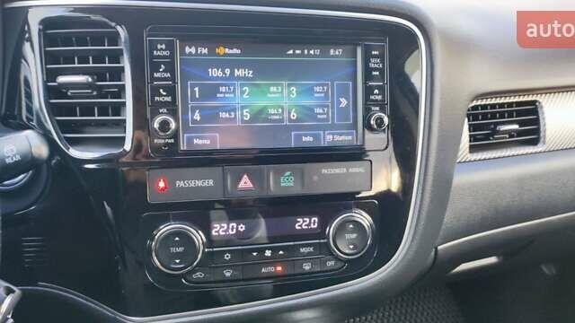 Красный Мицубиси Аутлендер, объемом двигателя 2.36 л и пробегом 80 тыс. км за 16500 $, фото 15 на Automoto.ua